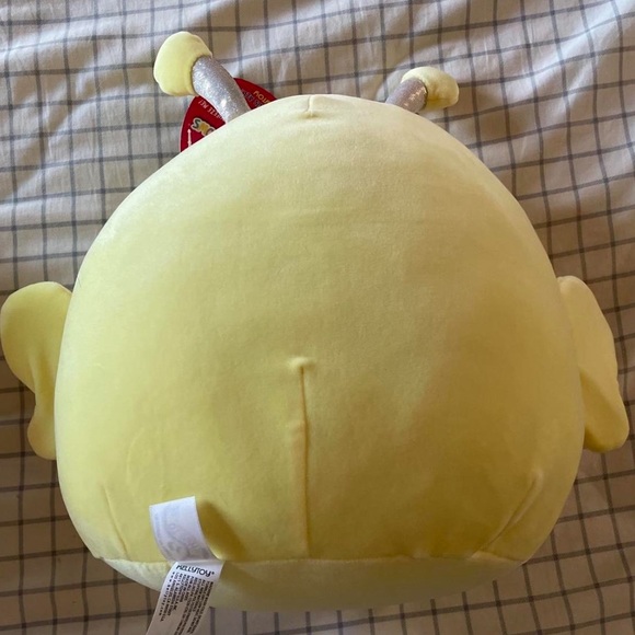 nixie the butterfly 12in valentines exclusive squishmallow - Picture 3 of 3